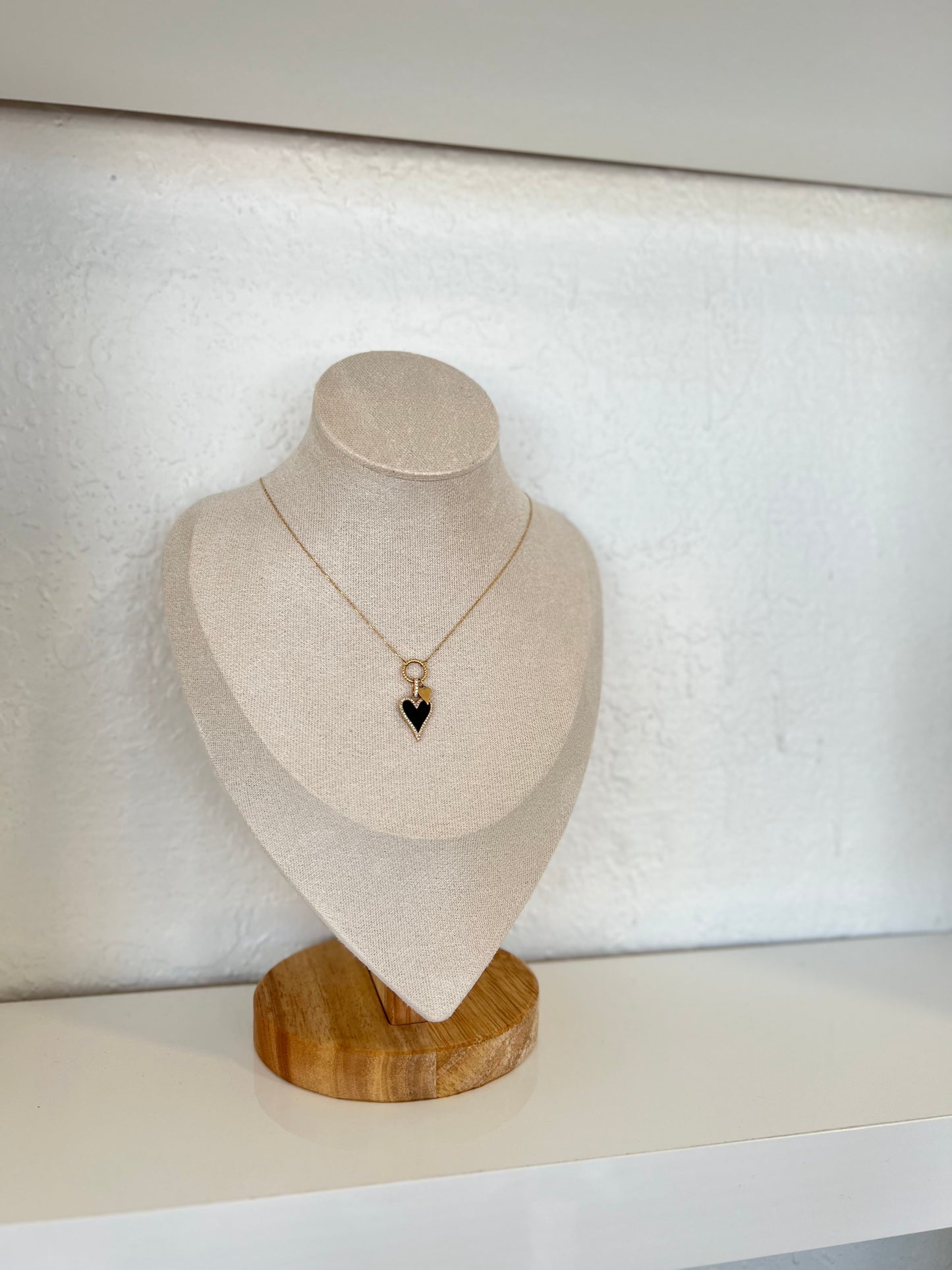 Heart choker